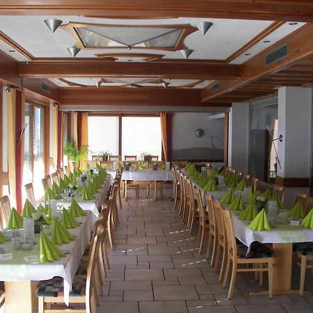 Gasthof Zum Schwanen Kleinostheim Екстер'єр фото