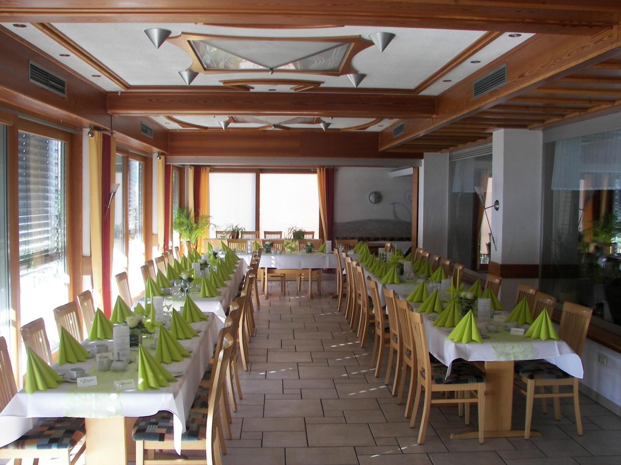 Gasthof Zum Schwanen Kleinostheim Екстер'єр фото